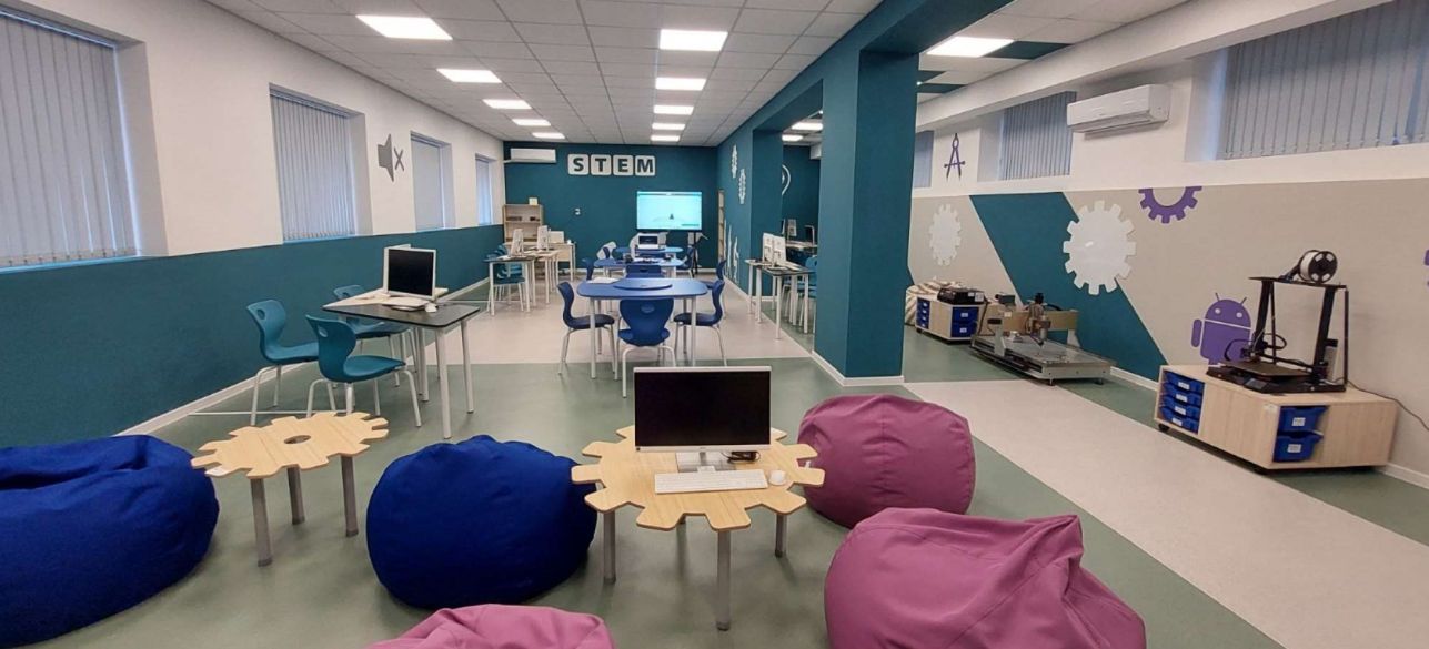 STEM CENTER Професионална гимназия по строителство, електротехника и услуги Тетевен